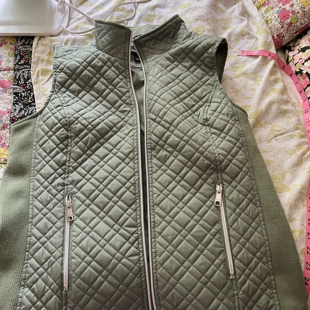 Black Rivet Quilted Sage Green Women's Vest